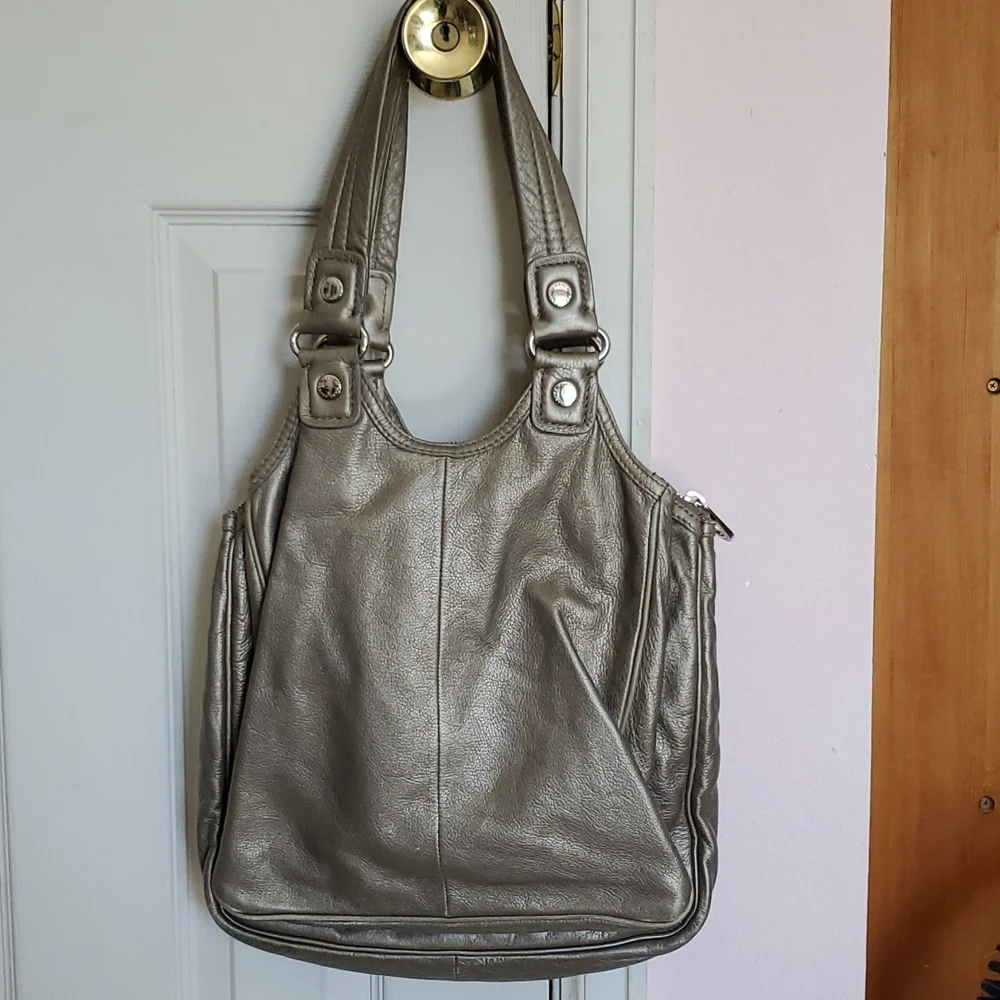 Marc by Marc Jacobs Handbag - Picture 2 of 9